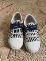 Tommy Hilfiger Sneaker in Größe 27 Aachen - Aachen-Haaren Vorschau