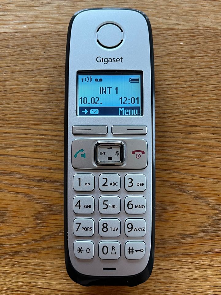 Seniorentelefon Gigaset E310A (silber,anthrazit) Anrufbeantworter in Freudenberg