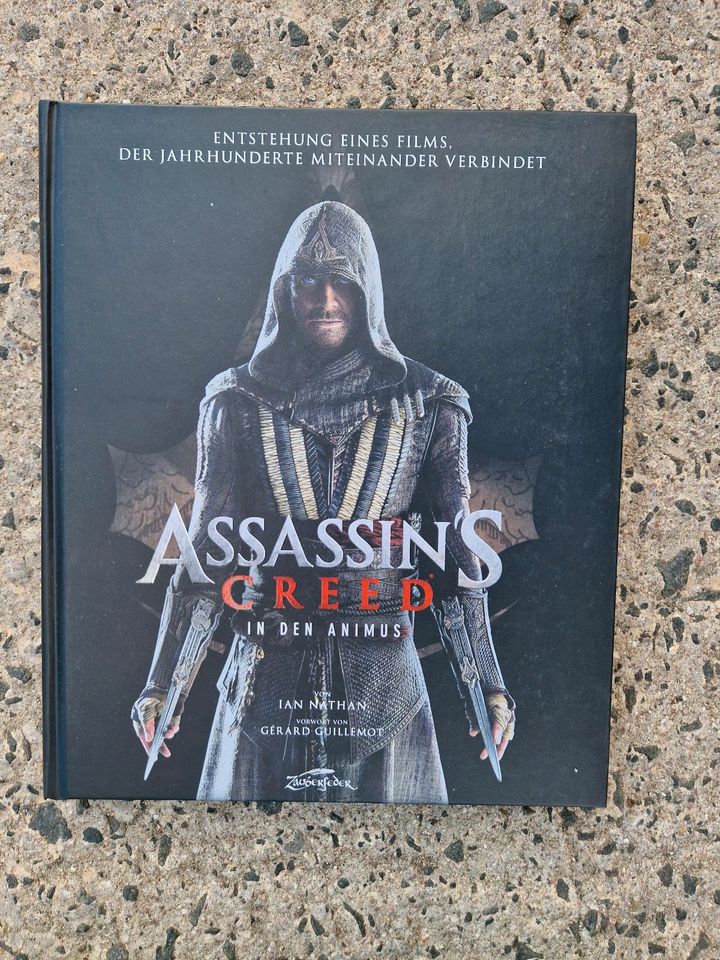 Assassin's Creed in den Animus Buch in Bad Sobernheim