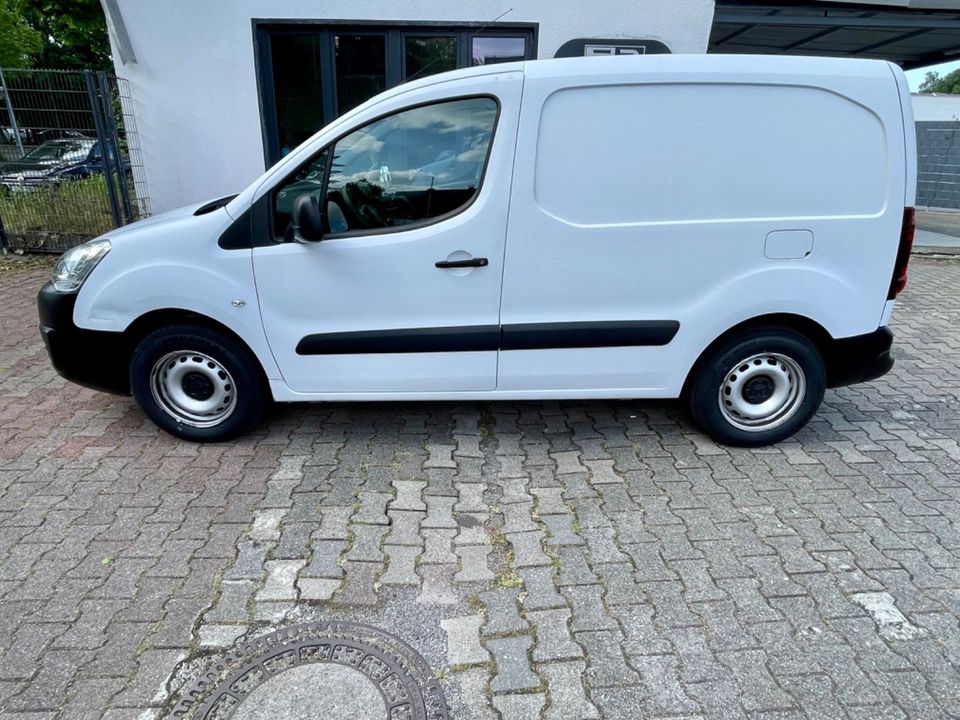 Peugeot Partner L1 Premium/Service Neu/Reifen Neu in Gelsenkirchen