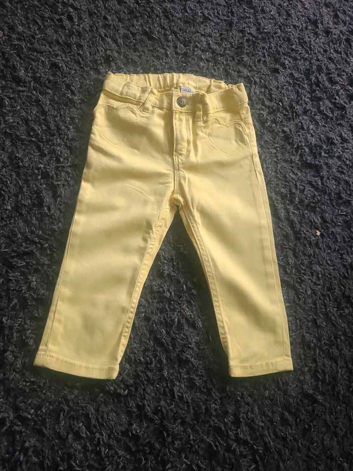 Jeans, Hose H&M in Gr. 80 in Troisdorf