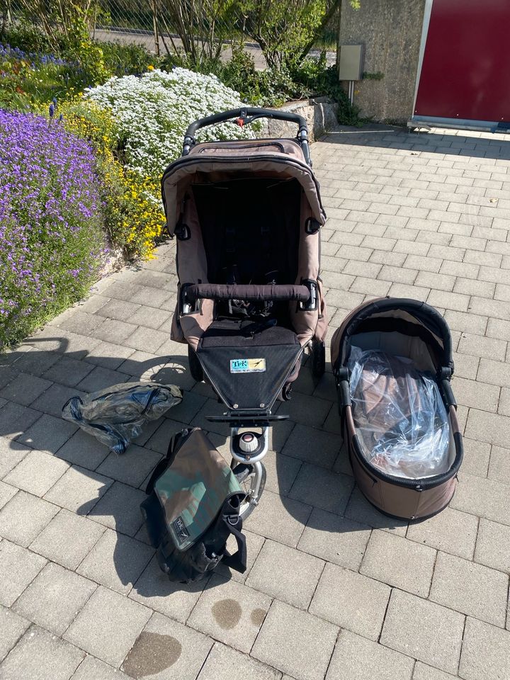 TFK Kinderwagen mit viel Zubehör in Blaustein