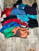 Großes Sommerset 110/116 shirts Hosen Jacke h&m & co Niedersachsen - Wolfenbüttel Vorschau