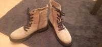 Schnürrschuhe Schnürrstiefel Gr. 40 neu in Beige Hessen - Offenbach Vorschau