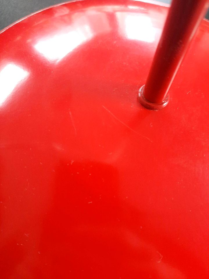 Retro-Lampe rot, ca. 35 cm Durchmesser, unbenutzt in Bad Honnef