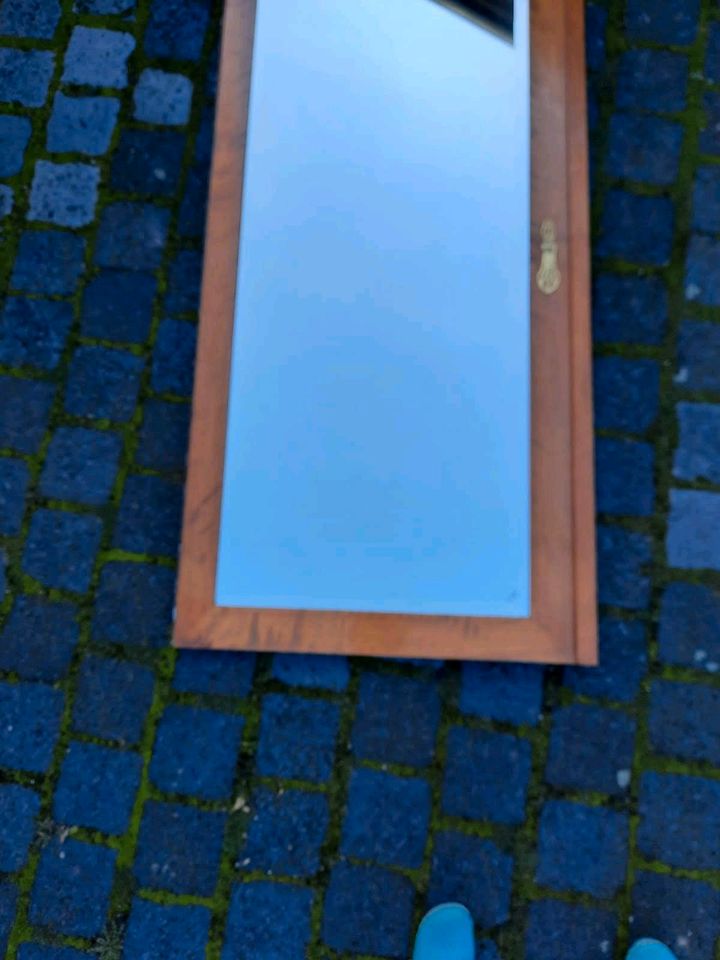 Großer Spiegel in Naumburg (Saale)