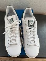 Stan Smith Sneaker weiß grün NEU mit Etikett Brandenburg - Kleinmachnow Vorschau