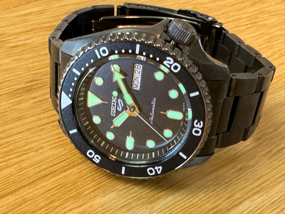 SEIKO 5 Sports -Automatic - Carbon-Titan Beschichtung - NEU in Ravensburg