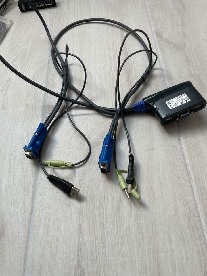 2-Port KVM Switch in Weiden (Oberpfalz)