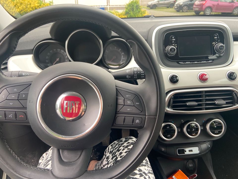 Fiat 500 X 1,6 in Voerde (Niederrhein)