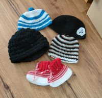 Warme Wintermützen und Strickschuhe Winterbaby Dresden - Löbtau-Süd Vorschau