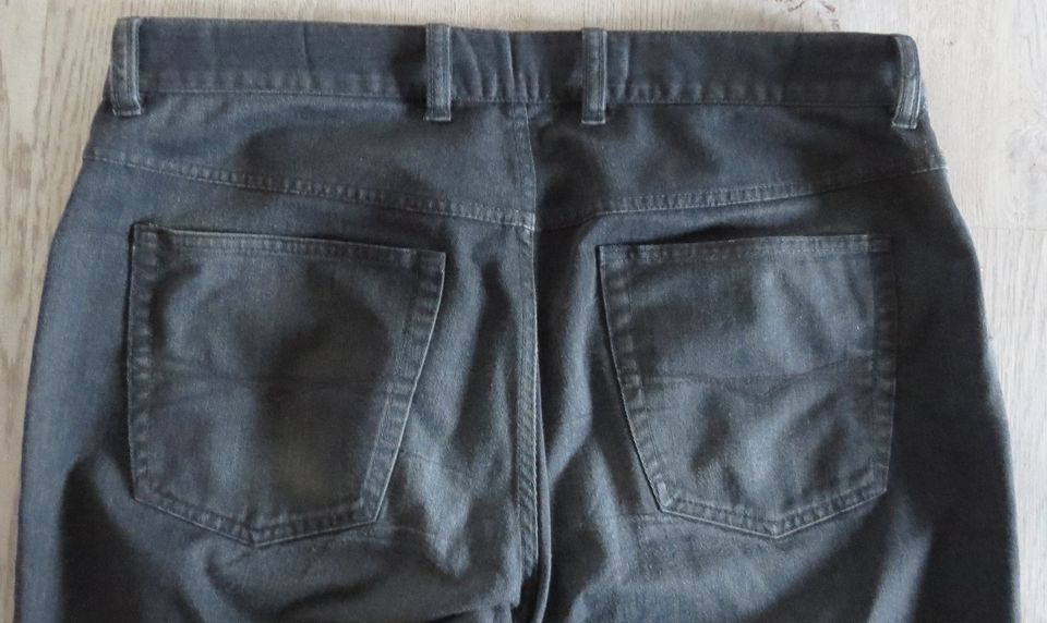 HEINE Jeans grau Gr. 25 Neuwertig in Überherrn