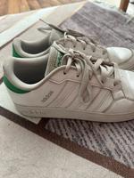 Adidas Sneaker Gr 40 und gr 31 Niedersachsen - Hildesheim Vorschau