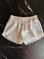 Guess Shorts aus Spitze cremeweiß Gr. S Bayern - Windberg Vorschau