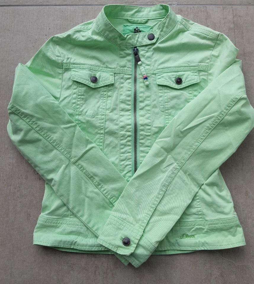 Jacke Jeansjacke Mädchen 128 hellgrün/mint in Bremervörde