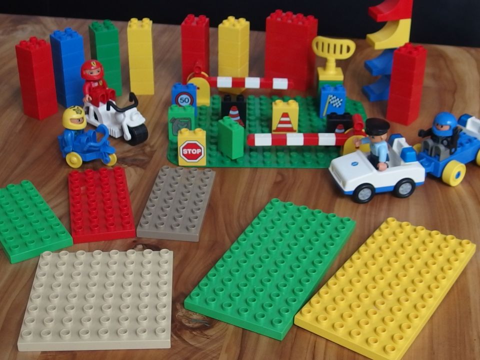 Konvolut Lego Duplo Figuren/Fahrzeuge/Steine 34,-€ in Ostfildern