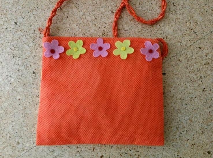 Handtasche Tasche Blumen Kinder Umhängetasche in Minden