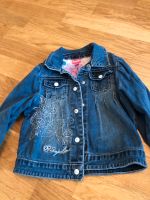 Jeansjacke mit Applikationen 98 Nordrhein-Westfalen - Krefeld Vorschau