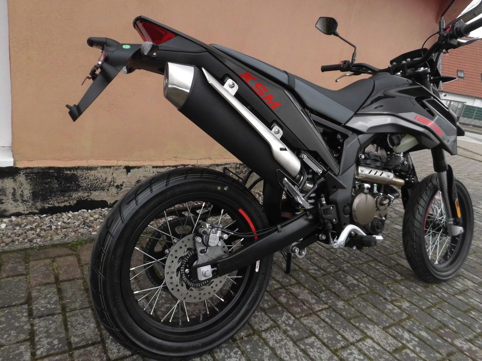 Malaguti XSM125ABS Supermoto 125 in Rostock