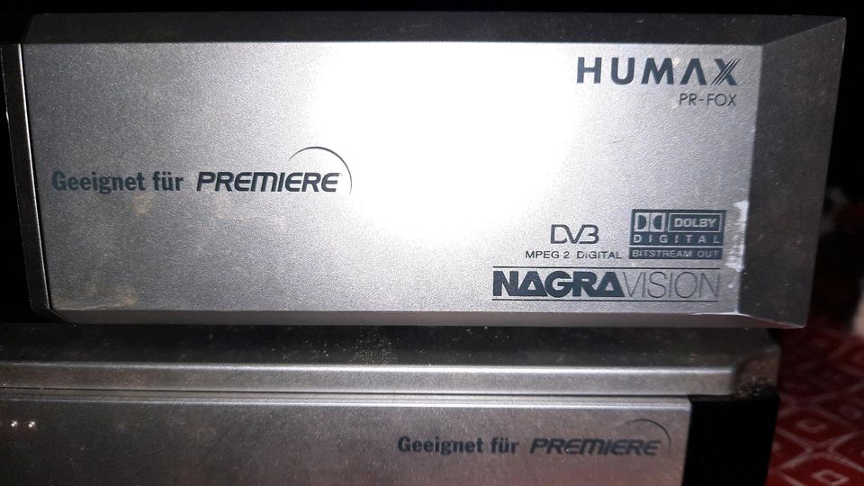 2 Humax Satelliten-Reseiver mit Kartenslot in Gernsbach