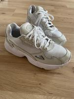 Adidas Sneaker Größe 40,5 Nordrhein-Westfalen - Dülmen Vorschau