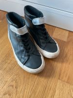 Sneaker Mid Cut Gr. 33 Halbschuhe Sportschuhe mit Klett Baden-Württemberg - Gaggenau Vorschau