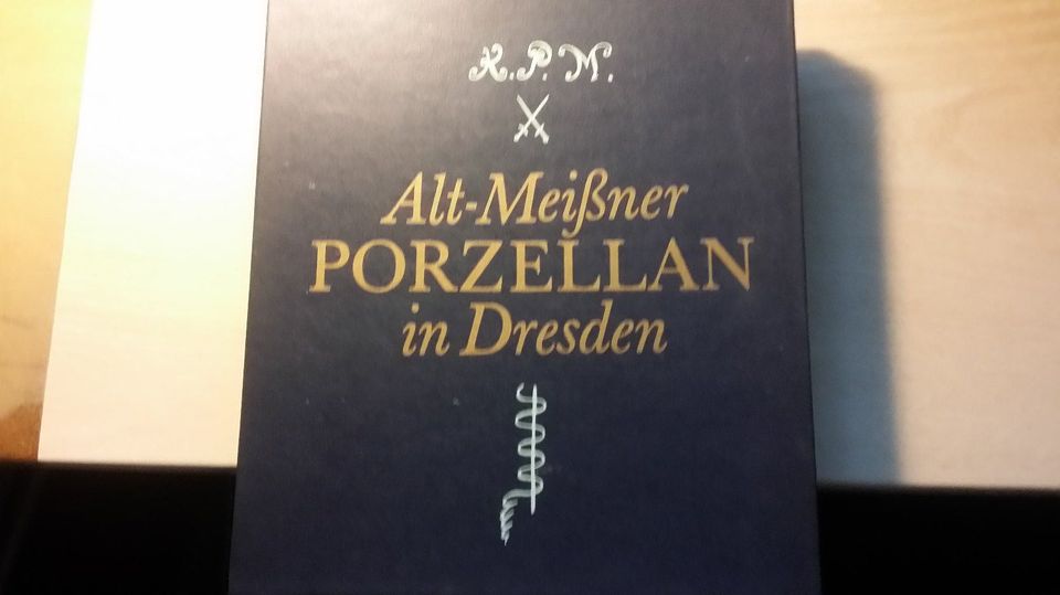 Bildband-Alt-Meißner Porzellan in Dresden-im Schuber-1989 in Berlin