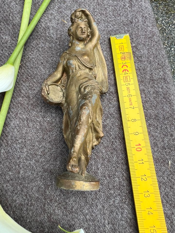 Bronze Figur Tänzerin mit Tamburin Jugendstil Original in Datteln