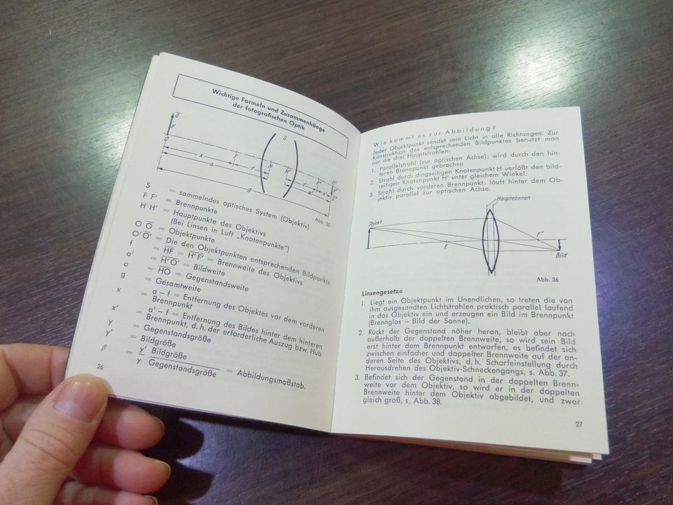 Leica Taschenbuch in Forchtenberg