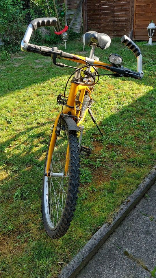 Jugend-Sport-Fahrrad, mittelgroß, guter Zustand, wenig benutzt in Weiterstadt