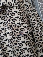 Leo Jacke oversize Gr. S / M - Jacke mit Leoparden Muster - l Nordrhein-Westfalen - Krefeld Vorschau