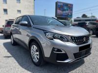 Peugeot 5008 1,2 PureTech ALU NAVI 7-Sitzer - ZR neu Düsseldorf - Heerdt Vorschau