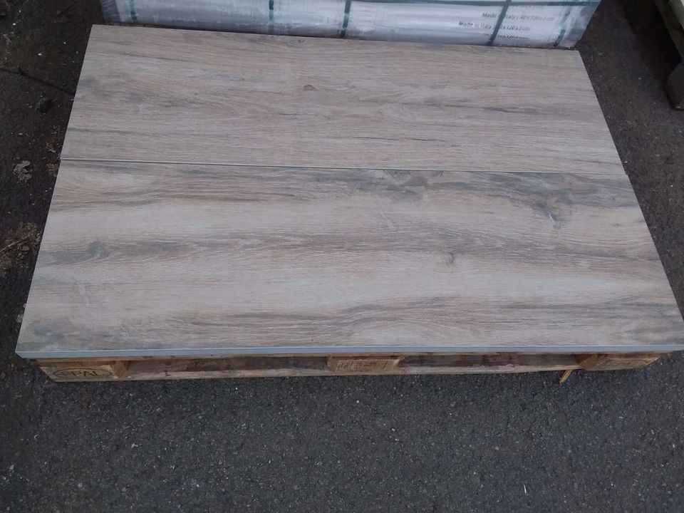 Feinsteinzeug 120x40x3 Keramik Terrassenplatten Fliesen in Löhne