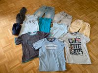 Schönes Bekleidungspaket Sommer,Junge Gr.146,Shorts,T-shirts 12T Baden-Württemberg - Karlsruhe Vorschau