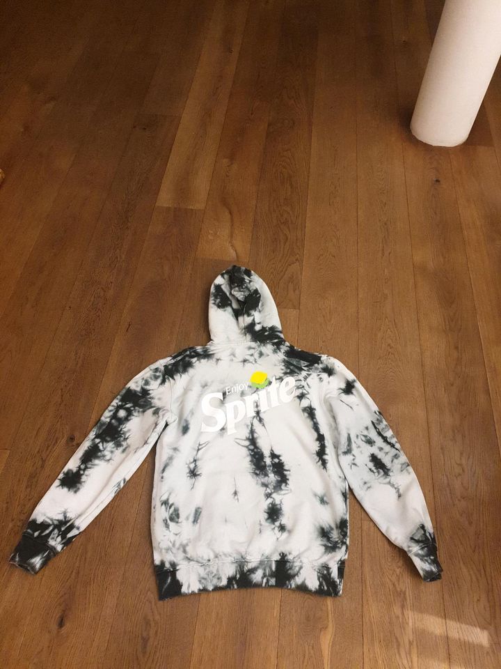 Snipes Sprite Hoodie XL, fällt eher aus wie L in Neuss