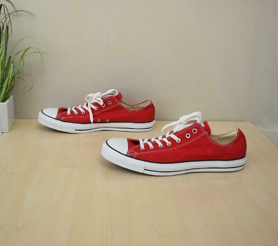 rote Converse Sneaker Gr. 53 All Star Ox red - neu - inkl.Vers in Neulingen