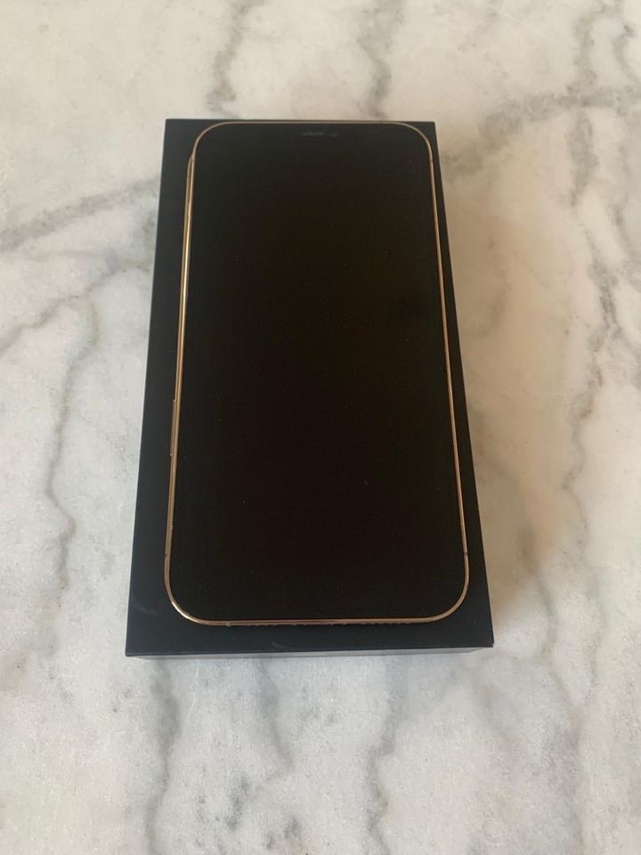 iPhone 12 pro max 512GB - gold - im TOP Zustand!!! in Düsseldorf