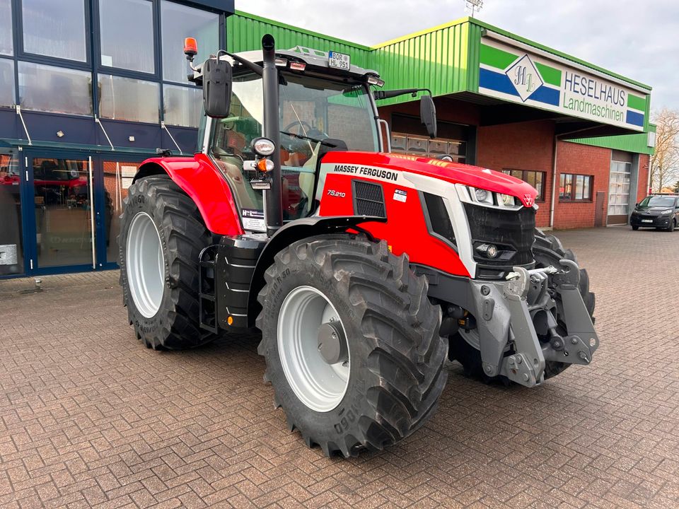 Massey Ferguson 7S.210 Dyna-VT Exclusiv in Borken