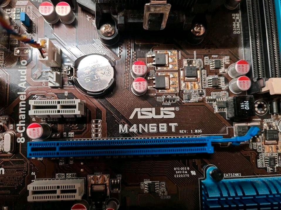 ASUS M4N68T nForce 630a Mainboard + AMD CPU 2,8 GHz in Mannheim