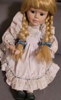 Puppe Porzellan Alte Puppe 42cm Nordrhein-Westfalen - Herzebrock-Clarholz Vorschau
