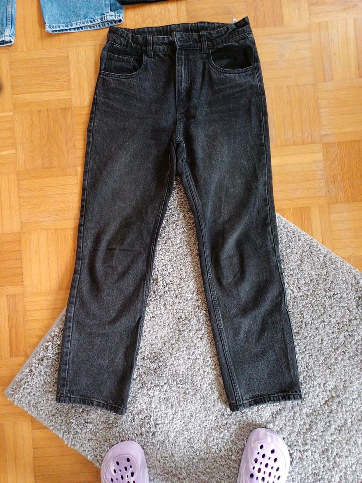 Jeans, Hose H&M Gr. 164 blau/schwarz im Bund verstellbar wie neu! in Lohfelden