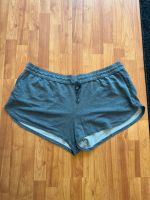 Shorts dunkelgrau H&M Gr. 2XL Nordrhein-Westfalen - Mönchengladbach Vorschau