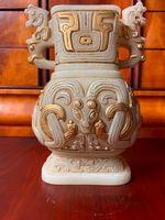 China, Jade Vase, aus jahrzehnte alten Sammlung,Qianlong Dynastie Hessen - Elbtal Vorschau