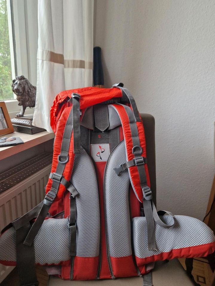 Wanderrucksack f. Trekking,Berge,Urlaub v. Adventuridge,m. Regens in Bamberg