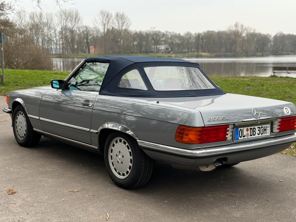 Mercedes Benz SL 300 R107 History in Oldenburg