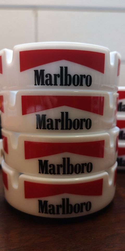 Marlboro Aschenbecher Sammlung, neu, Konvolut, Stuyvesant in Essen