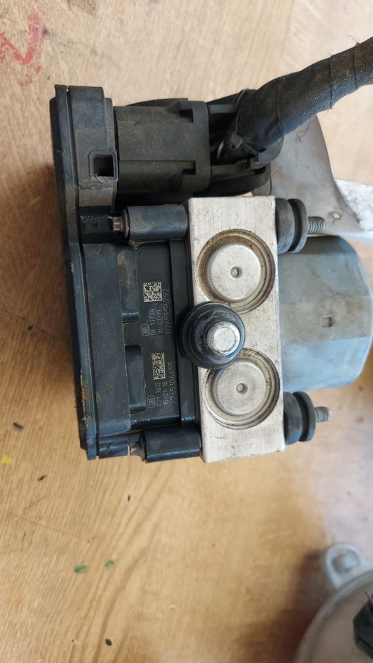 ABS Block Hydraulikblock Opel Corsa E 0265956036 in Duisburg