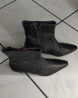 Stiefeletten weiches Echtleder dunkelbraun NEU Gr. 39 Hessen - Rodgau Vorschau