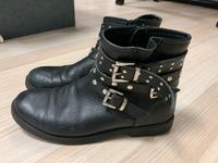 Rockige Stiefeletten ❤️ Gr. 35 sehr gut erhalten Nürnberg (Mittelfr) - Aussenstadt-Sued Vorschau