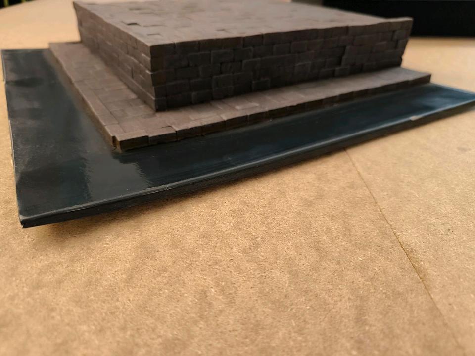 Frostgrave/Mortheim/Freebooters Fate Tabletopplatte Variabel in Neuss